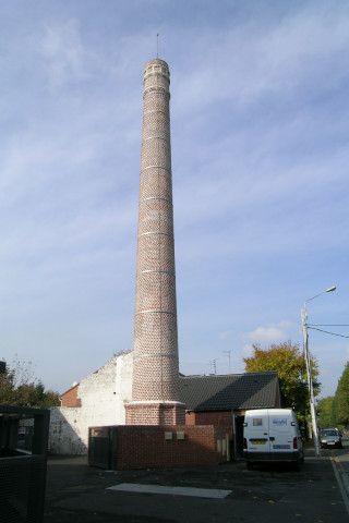 Cheminée du lycée Île-de-Flandre