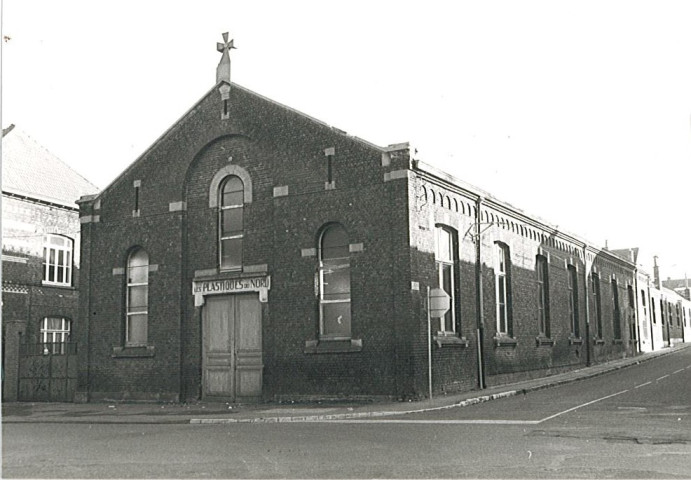 Salle paroissiale de l'église du Sacré-Coeur « Les plastiques du Nord »