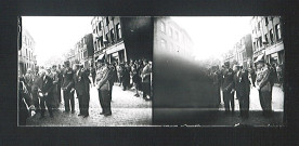 Cérémonie à l'occasion de la remise de la Croix de guerre rue de Lille