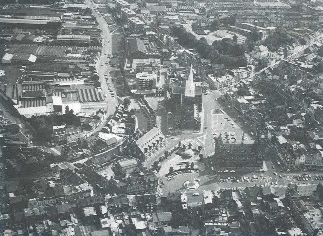 Vue aérienne du centre-ville et du quai de Beauvais