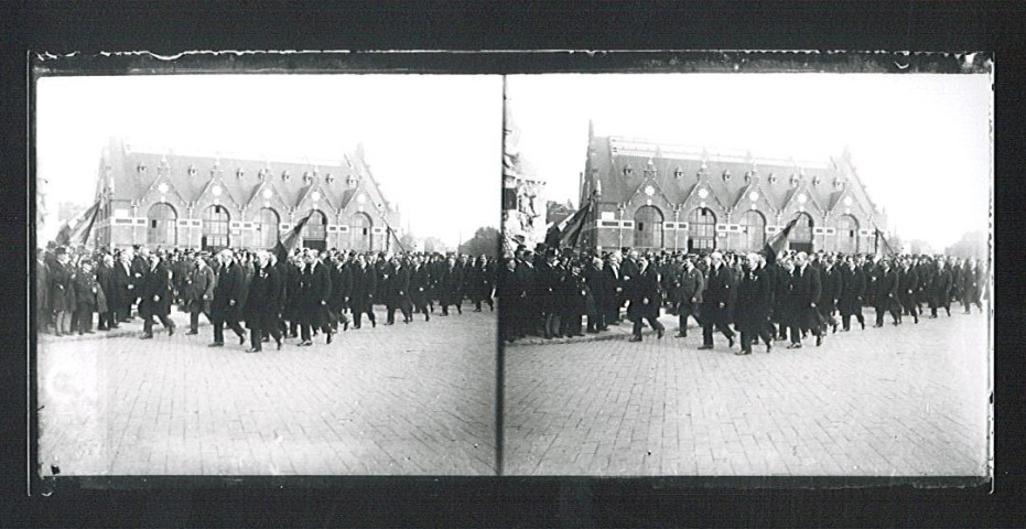 Cérémonie au monument aux morts