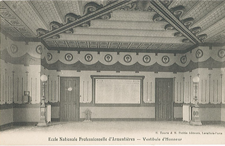 Vestibule d'honneur de l'École Nationale Professionnelle