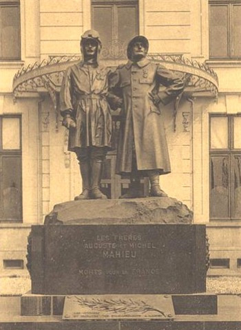 Statue des frères Mahieu