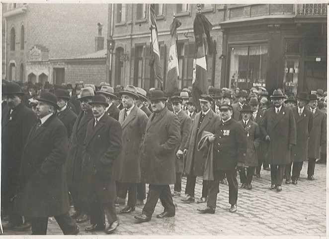 Cortège de funérailles d'Ernest Deceuninck