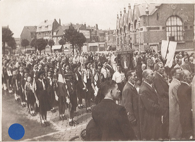 [Procession de la fête dieu] place Saint-Vaast