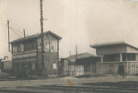 Garde barrière de la gare d'Armentières