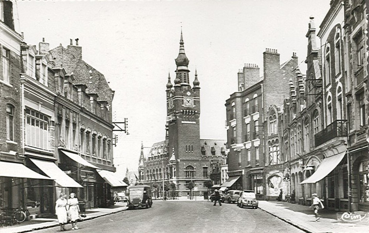 Rue de Lille vers la place du Général de Gaulle