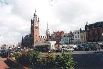 Place du Général de Gaulle et hôtel de ville