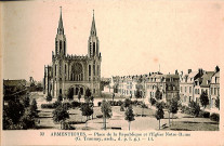 Place de la République et église Notre-Dame du Sacré-Cœur