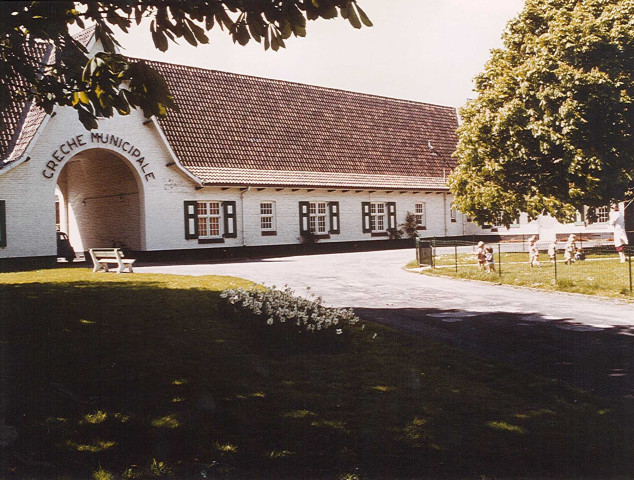 Façade avant de la crèche municipale