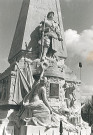 Monument aux morts, vue de face