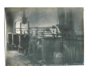 Place à colle de l'usine Dufour-Deren