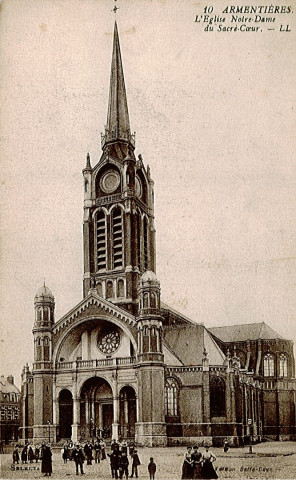 [Sortie de messe] de l'église Notre-Dame du Sacré-Cœur