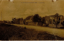 Ruines sur la Grand'Route de la Chapelle d'Armentières