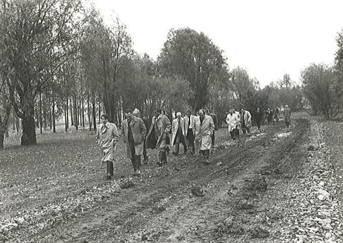 Visite de la base des Prés du Hem par une délégation préfectorale