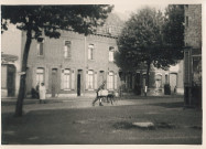 Pillage de l'usine Dickson par des soldats allemands devenue entrepôt allemand, rue du faubourg de Dunkerque