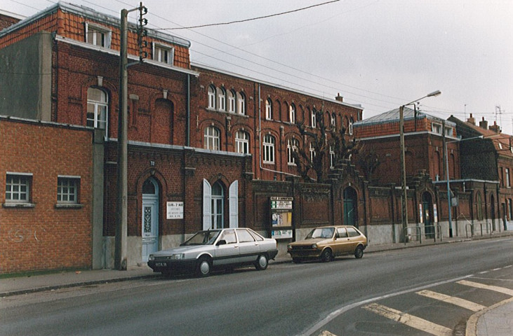 Façade arrière de école Anatole France, rues Marceau et de Messines