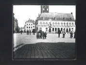 Groupe de passants sur la Grand'Place