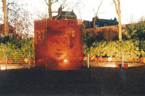 Sculpture de Christinne Canetti dans le parc de la bibliothèque municipale