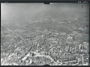 Vue aérienne de la place d'Armentières, des Prés du Hem, du Bizet